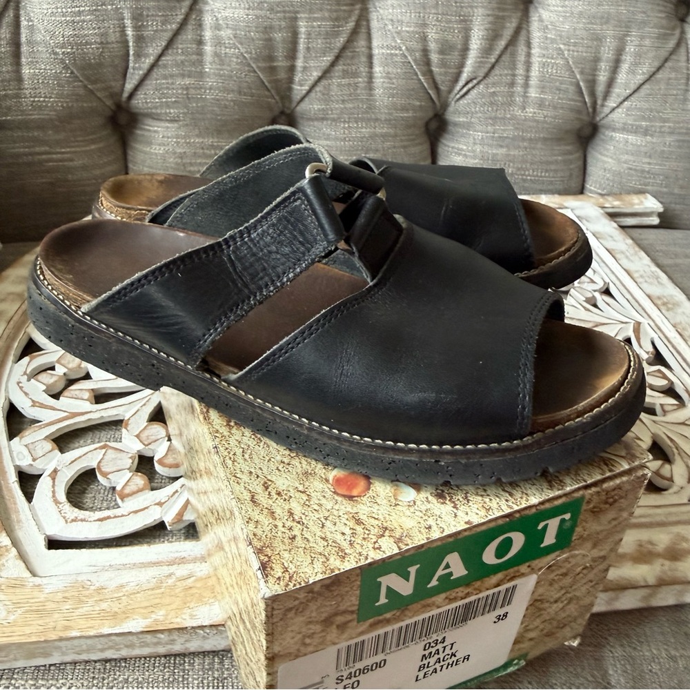 Naot Black Leather Sandals Shoes Women’s 38 7